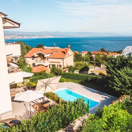 Ičići Panoramic Apartment Sea View And Pool Opatija מראה חיצוני תמונה